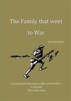 Family That Went to War - Large Print