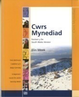 Cwrs Mynediad: Llyfr Cwrs (De / South) Cwrs Dechreuol I Oedolion Sy'n Dysgu Cymraeg / a Beginners' Course for Adults Learning Welsh